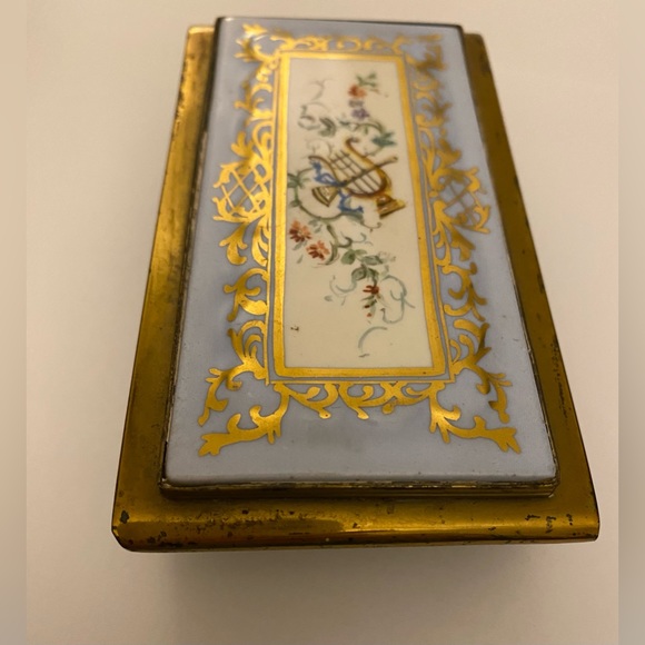 1930’s Vintage Amogee Hand Painted French Porcelain Desk Set by Carlin Comforts - Picture 8 of 16